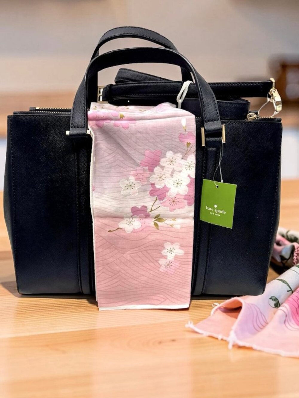 New Kate Spade Newbury Lane Joden Black Saffiano Leather XL Tote Bag+ Pink Scarf - Picture 7 of 16